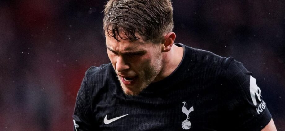 ฟาน เดอ เฟน รับสภาพ! สเปอร์สเจอวันโลกาวินาศหลังพ่ายยับ