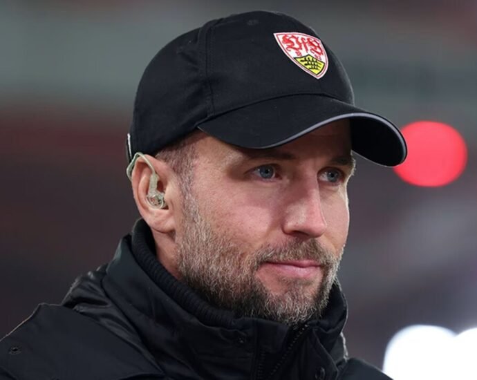 เจาะลึก! เซบาสเตียน เฮอเนส พาสตุ๊ตการ์ทลุ้นแชมป์ทั้ง 3 ถ้วย