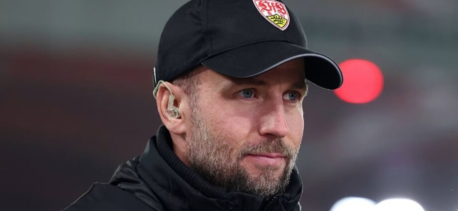 เจาะลึก! เซบาสเตียน เฮอเนส พาสตุ๊ตการ์ทลุ้นแชมป์ทั้ง 3 ถ้วย