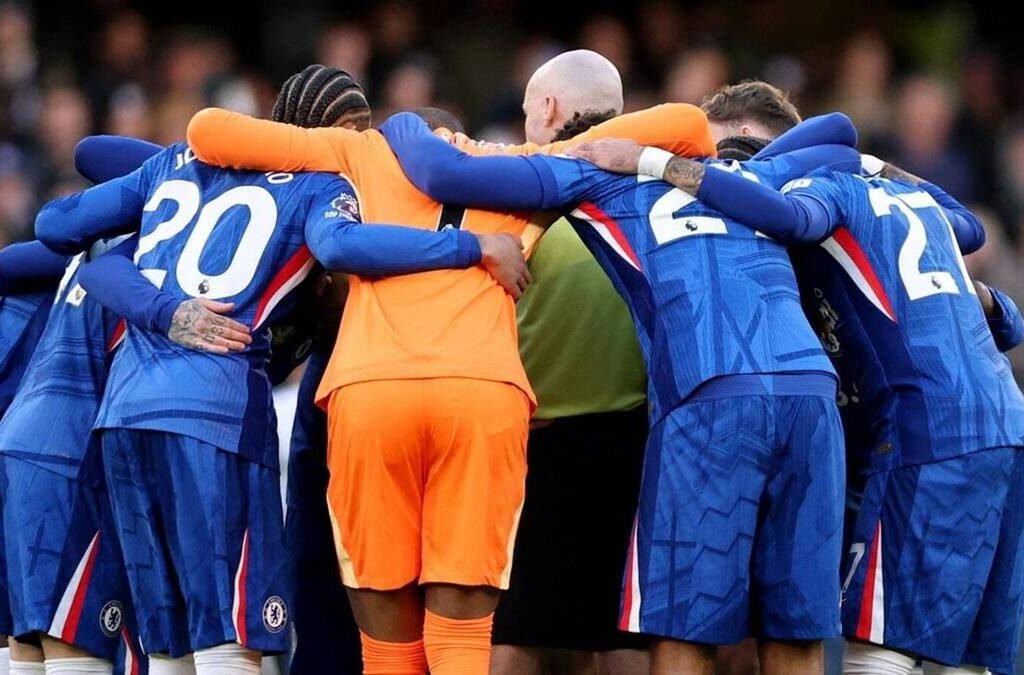 วงล้อมเป็นไอเดียของ รีซ เจมส์ เพื่อกระตุ้นลูกทีม