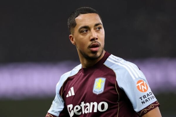 เอเมรี่ยัน ตีเลอมันส์คัมแบ็กซ้อม ลุ้นช่วยวิลล่าดวลเวสต์แฮม