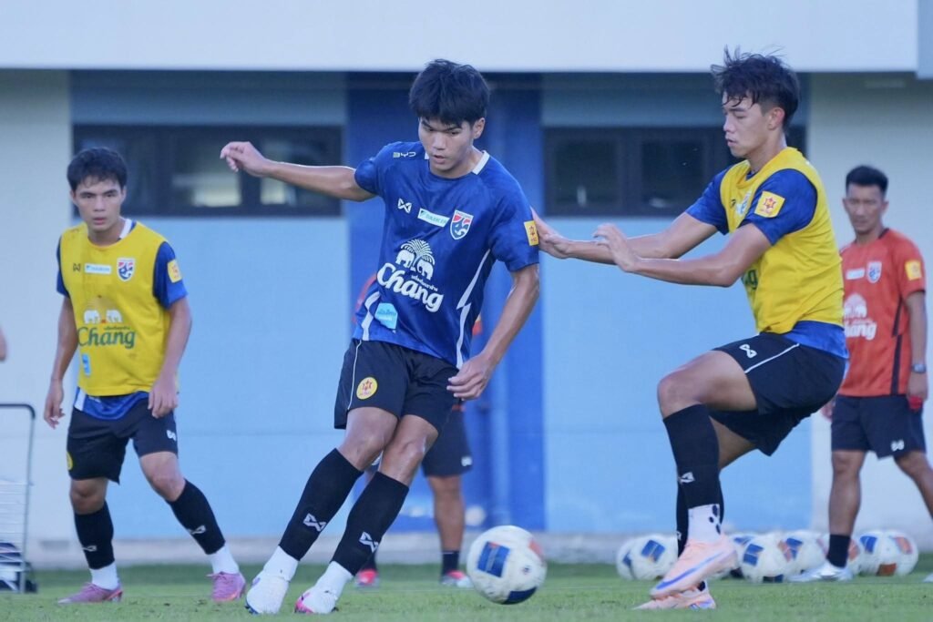 ทีมชาติไทย U19 ลงฝึกซ้อมอย่างมุ่งมั่นเพื่อเตรียมสู้ศึกชิงแชมป์อาเซียน 2026