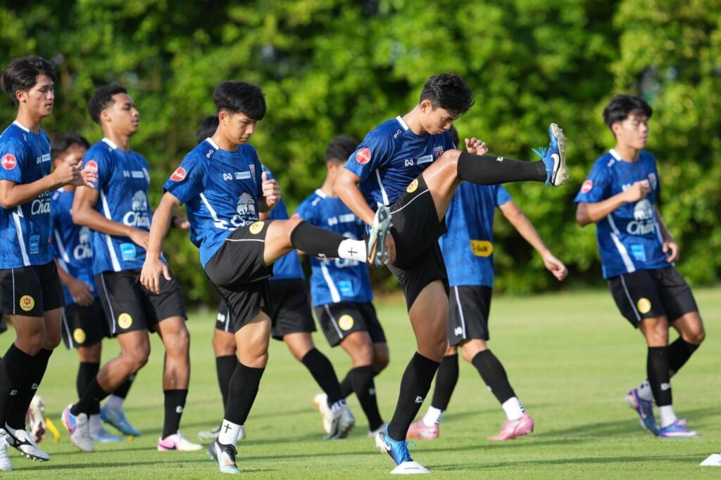 นักเตะทีมชาติไทย U19 ลงฝึกซ้อมเตรียมความพร้อมก่อนลุยศึกฟุตบอลชิงแชมป์อาเซียน 2026