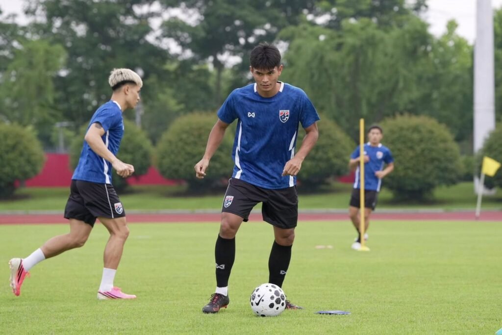 thai men 6