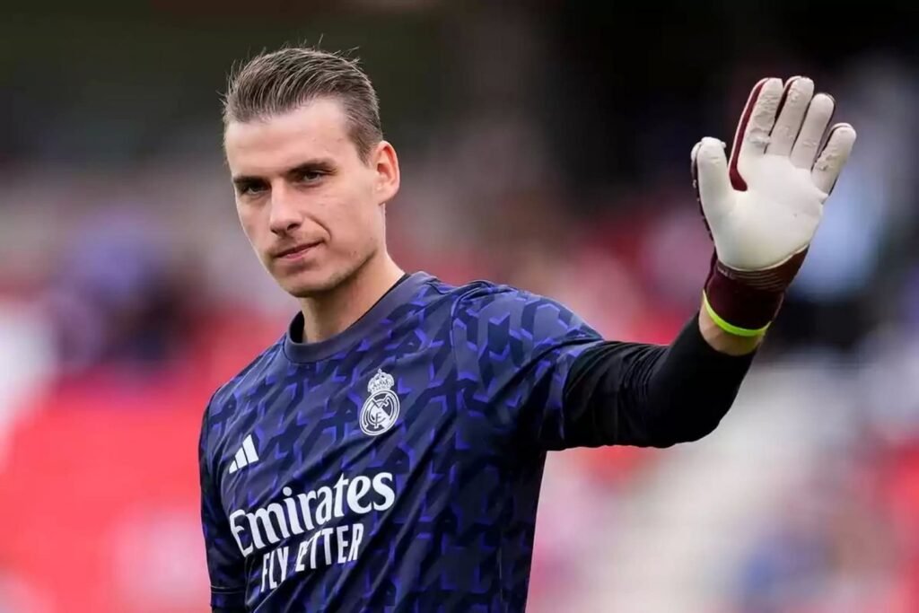 สถานการณ์ย้ายทีมของ อันดรีย์ ลูนิน