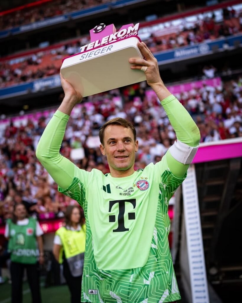 manuel neuer 02