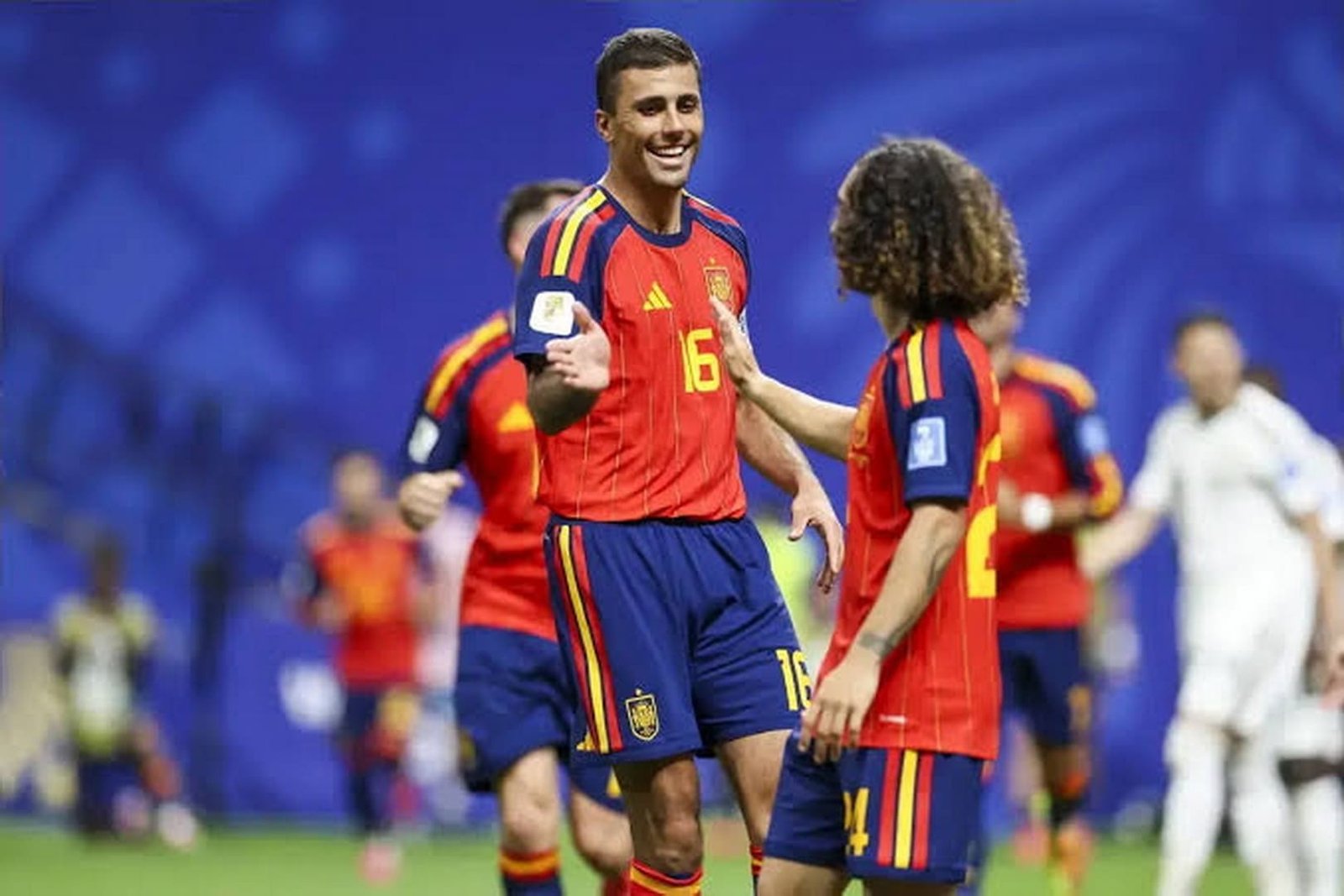 cucurella rodri 3