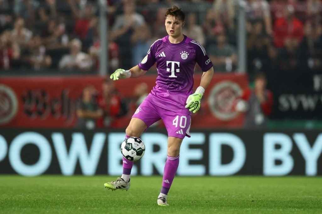 Jonas Urbig 2