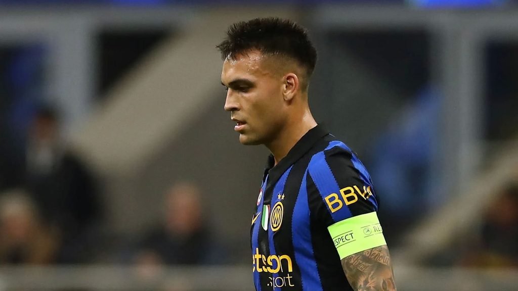 Lautaro Martinez 4